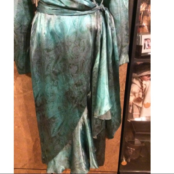 Louis Feraud Vintage Flutter Faux Wrap Dress - Picture 8 of 8